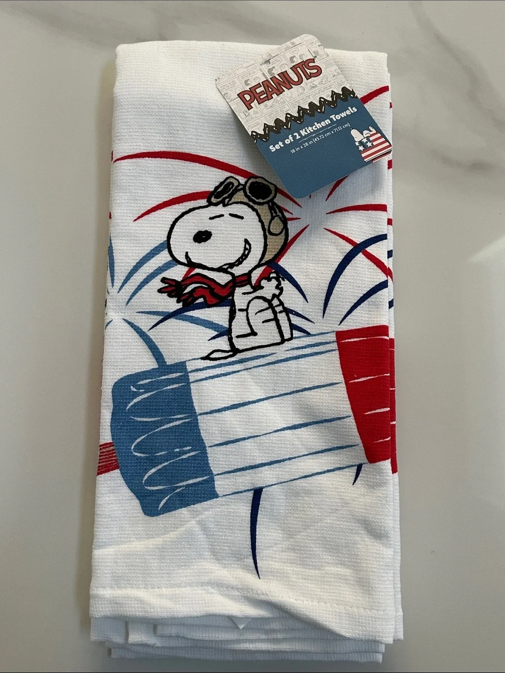 Peanuts NWT 2-Pack Snoopy Towel Set